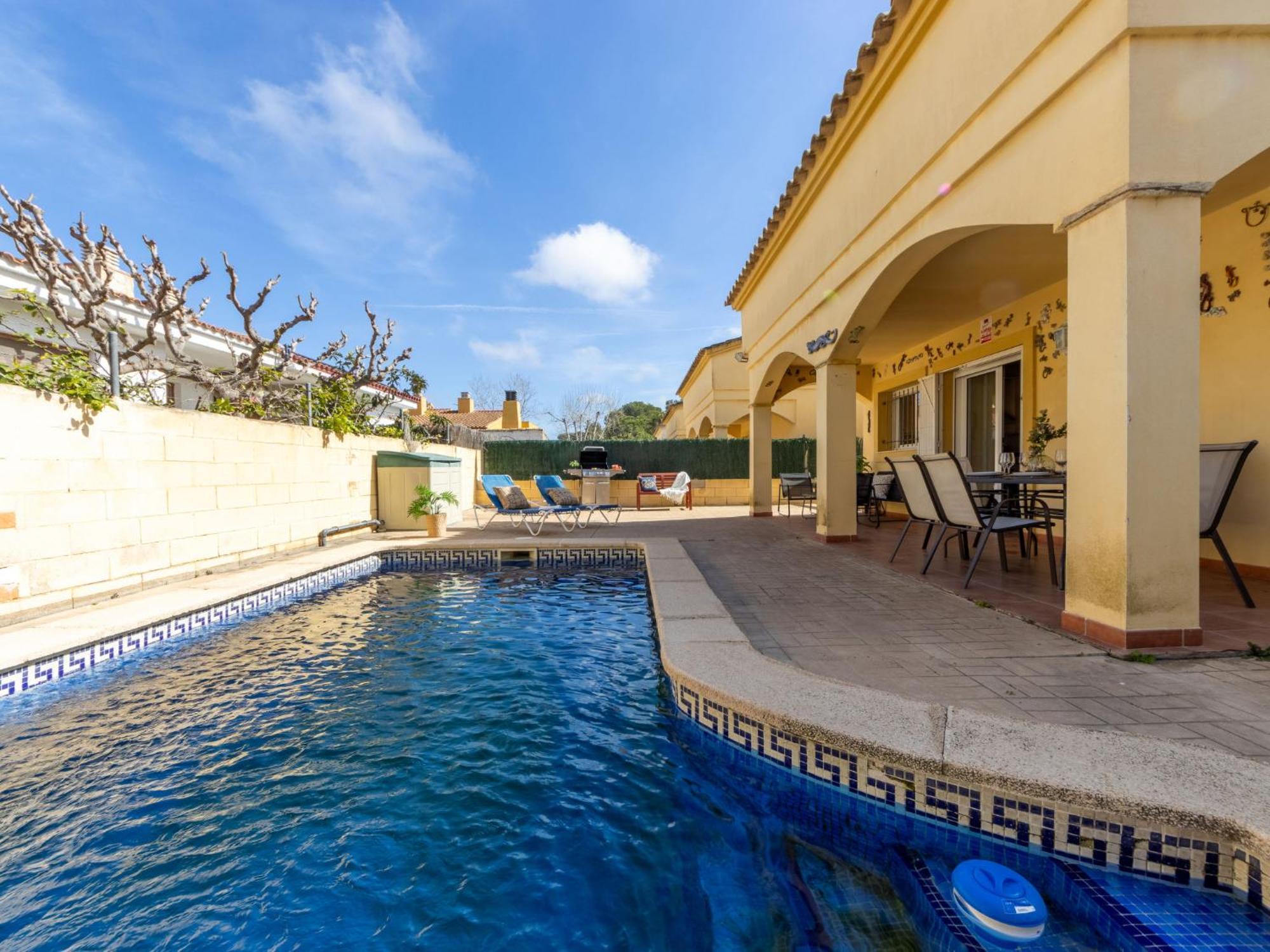 Holiday Home Sargantana Riumar Bagian luar foto
